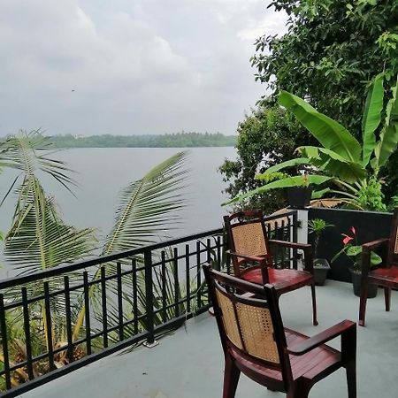 Hikka Lagoon Hikkaduwa Bagian luar foto